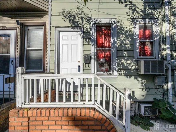 1414 S Clinton Ave, Trenton, NJ 08610