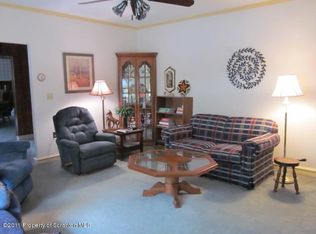 43 Spring St, Carbondale, PA 18407