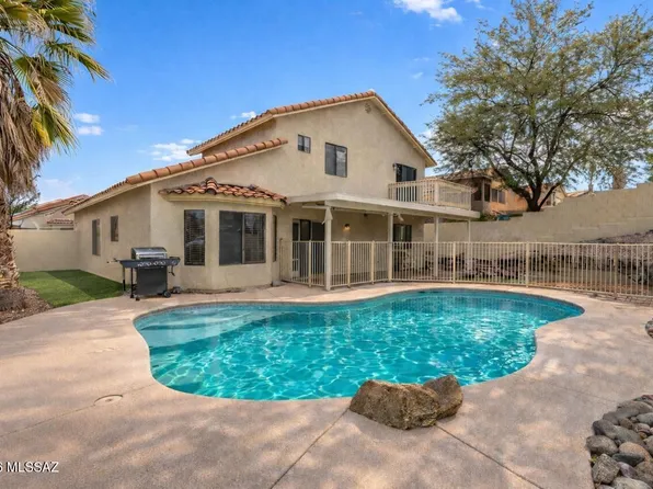 1111 W Graythorn Pl, Oro Valley, AZ 85737