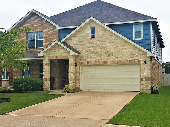3rd image of 106 Floating Leaf Dr
