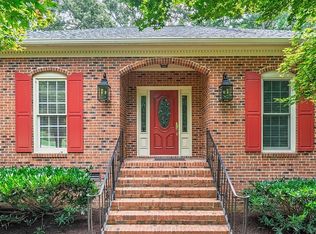 3517 Honeysuckle Dr, Matthews, NC 28104