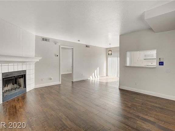 4th image of 5355 Angler Cir Unit 102