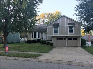 2001 E 144th Ter, Olathe, KS 66062