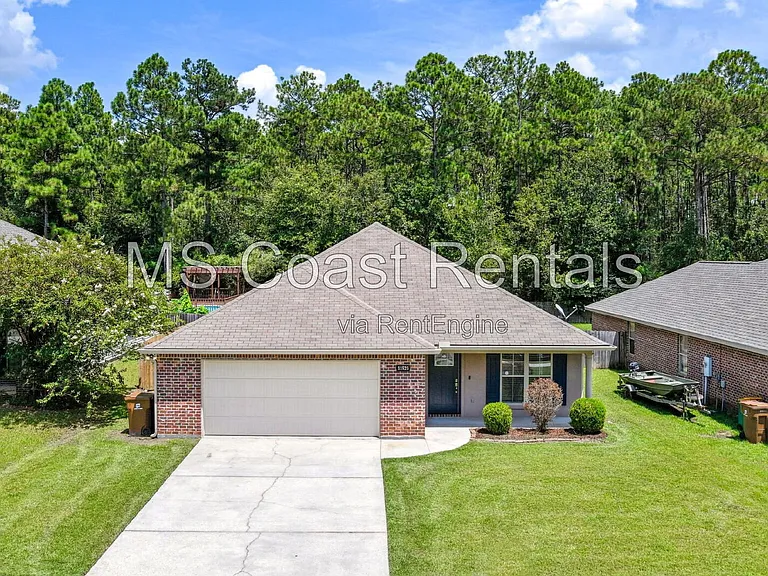 11523 Caroline Ct — Photo 3