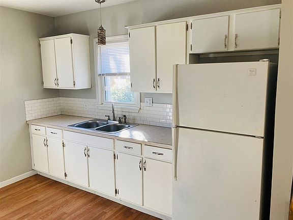 5th image of 805 S Chilson St