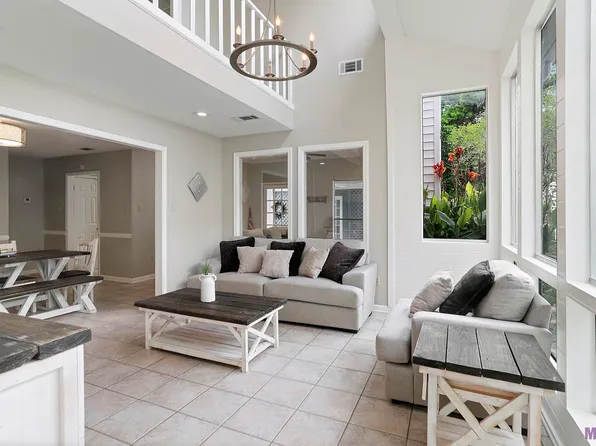 10706 Misty Hollow Ave, Baton Rouge, LA 70810
