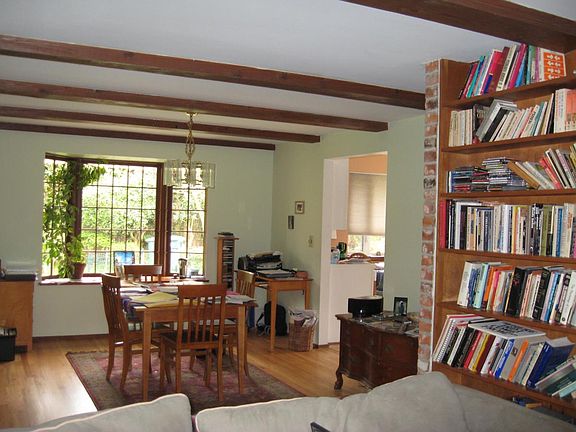 dinning room from living room