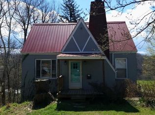 2018 Carson St, Charleston, WV 25302