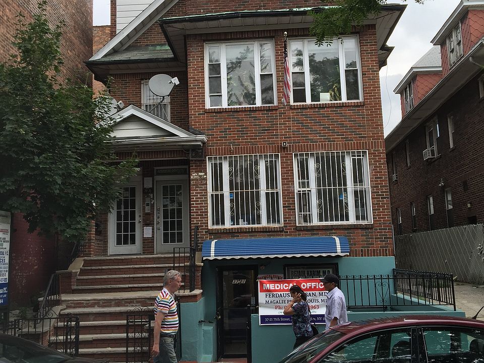 1st image of 3721 75th St #3