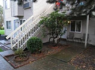 12050 SW Conestoga Dr, Beaverton, OR 97008