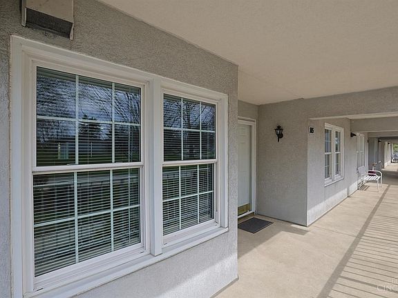 4th image of 7630 Cheviot Rd Unit 105