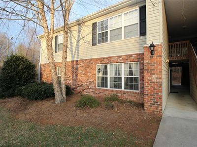 1840 Crest Hollow Dr APT 101, Winston Salem, NC, 27127