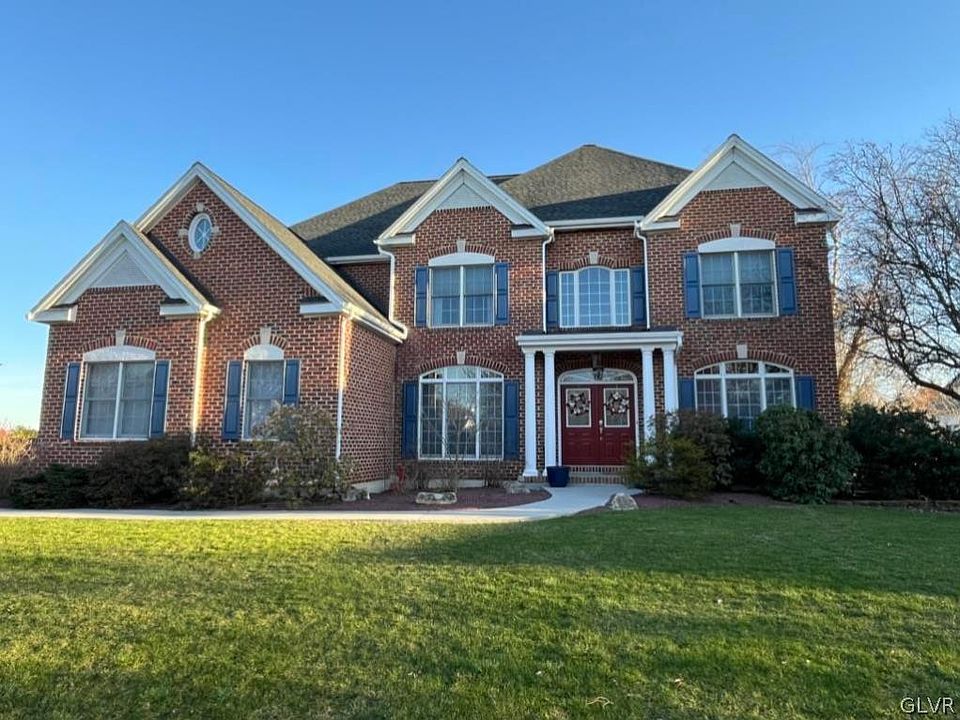 1st image of 3210 Old Carriage Dr