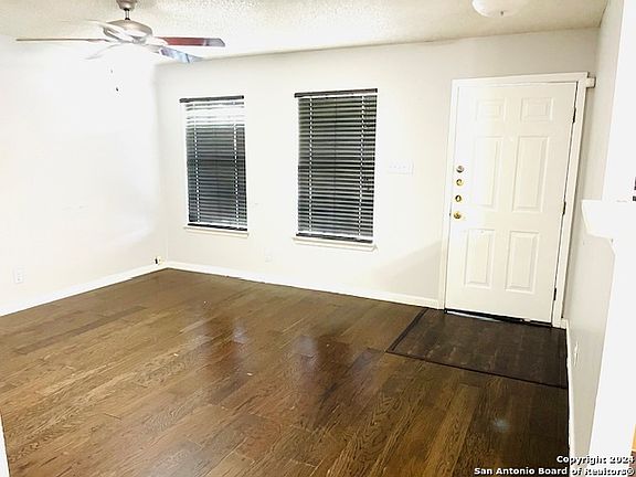 3rd image of 227 MARGO ST