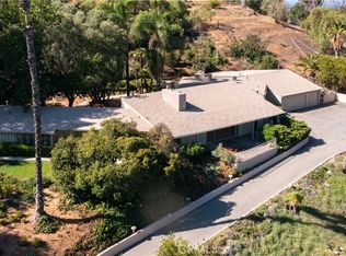 2372 Sunset Dr, Riverside, CA 92506