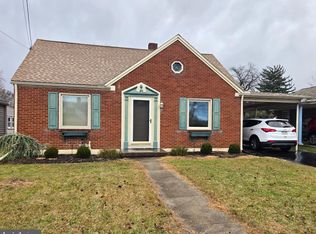 531 Cumberland Ave, Chambersburg, PA 17201