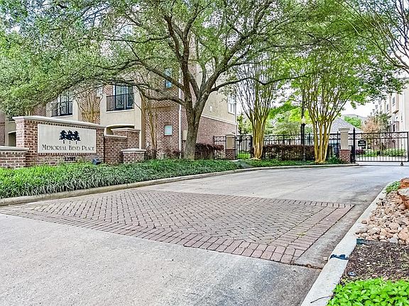 4th image of 12707 Boheme Dr APT 305