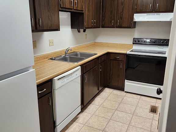 5th image of 1151 NW Washington Blvd #5