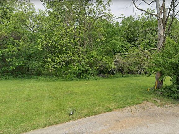 2nd image of 514 Apple Way Dr