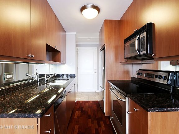 4th image of 2600 N Hampden Ct APT H7