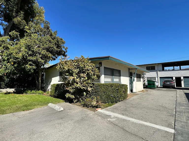 216 Santa Rosa Rd — Photo 2