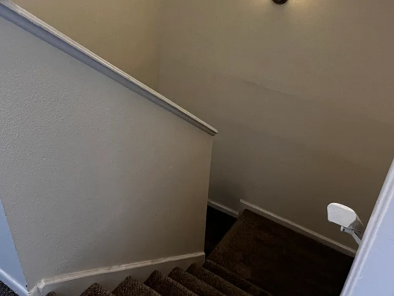 900 Babcock Rd — Photo 15