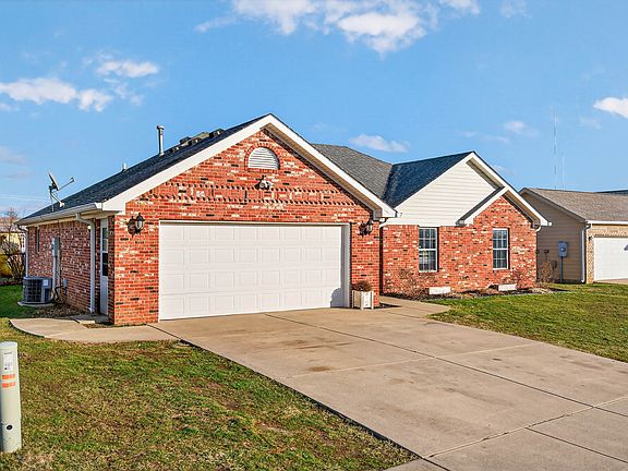 2nd image of 213 Dunn Dr