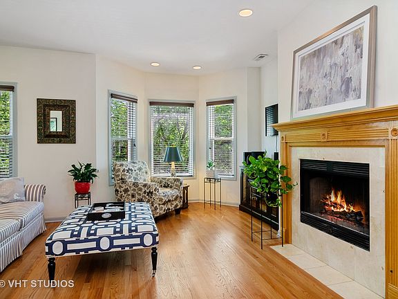 4th image of 878 N Paulina St