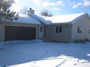 5215 River Run Dr, Eagle River, WI 54521