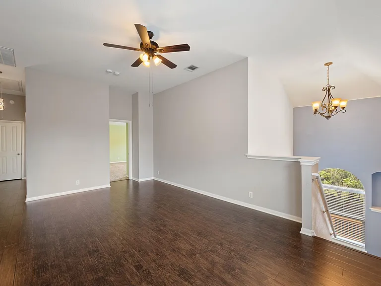 1006 Shadow Valley Cv — Photo 17