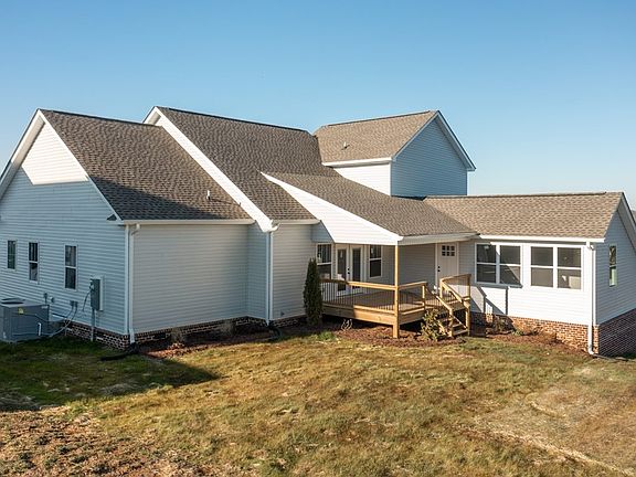 4th image of 340 Banberry Dr SW Lot 52