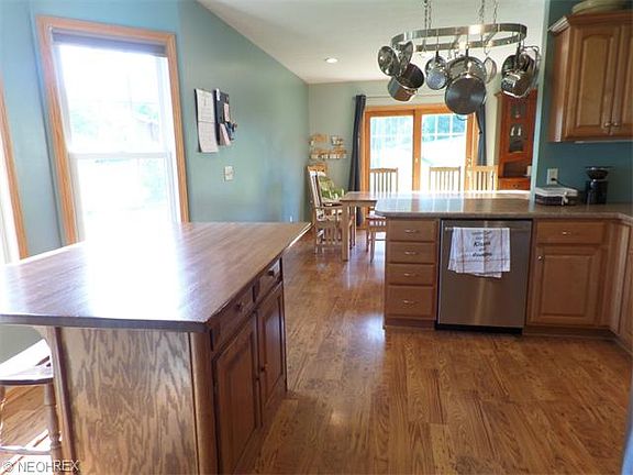 5th image of 391 Heritage Dr