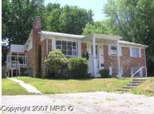 2314 W Longview Dr, Woodbridge, VA 22191