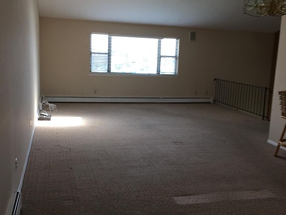 main dining/living space (unfurnished)