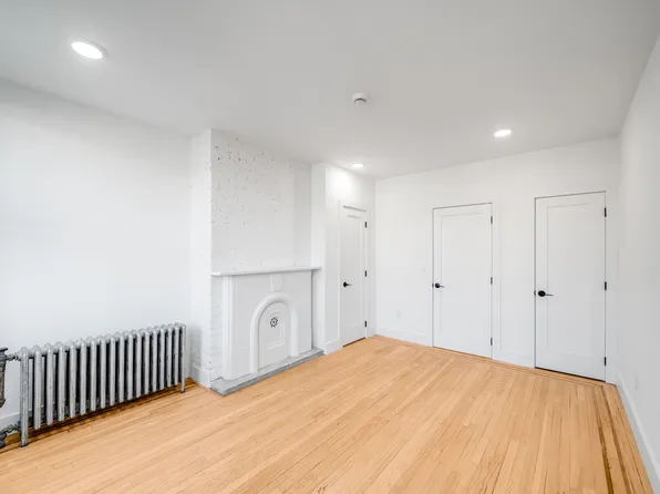 216 Madison Street image 9 of 11