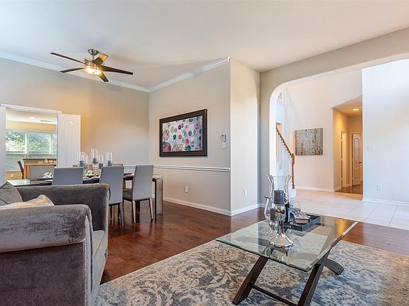 5th image of 6738 Glenkirk Pl