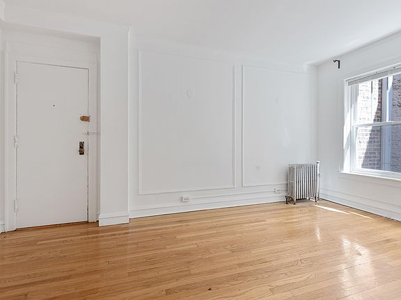 5th image of 2746.5 N Hampden Ct #47-3CC
