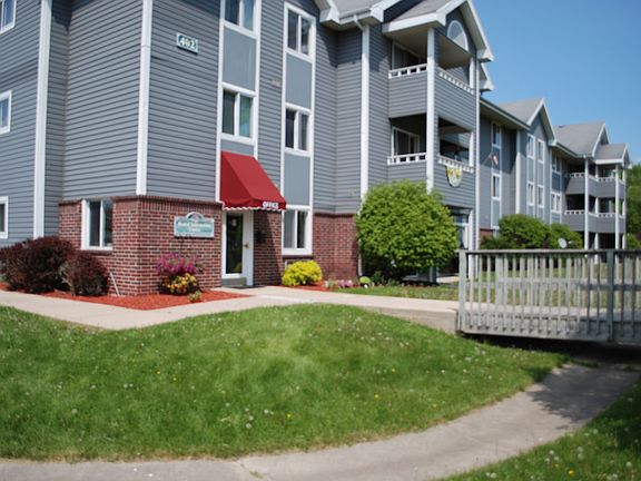 3rd image of 510 Madison St APT 105