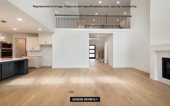 4th image of 7428 Harrier St