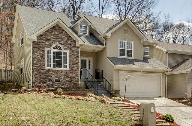 1st image of 2516 Devon Valley Dr