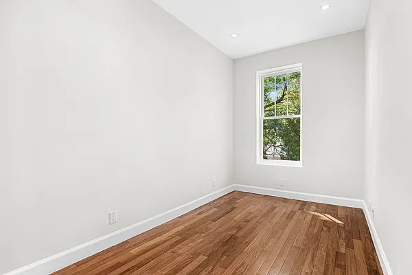 Rented by Corcoran | media 4