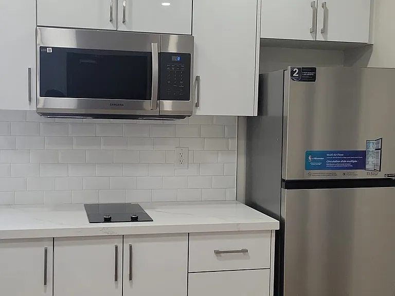304 Albert St W #204 — Photo 2