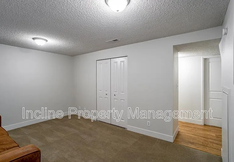 781 N Valley View Dr #16 — Photo 11