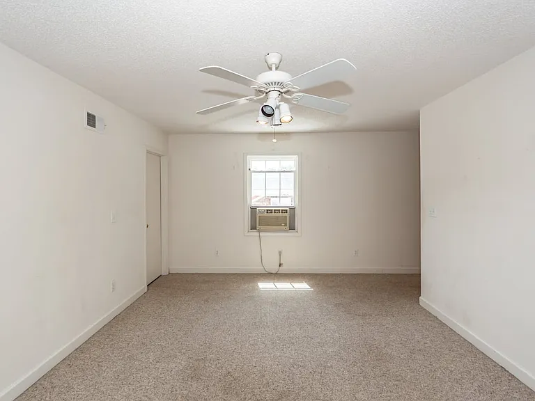 765 Leafwood Rd — Photo 17