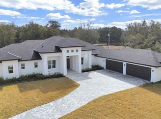 17841 Simmons Rd, Lutz, FL 33548