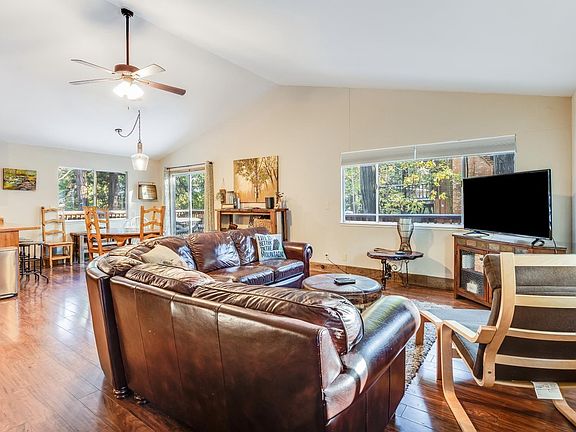 4th image of 2967 Forest Ln #63