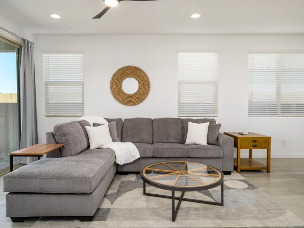 2057 W Burnside Trl, Phoenix, AZ 85085