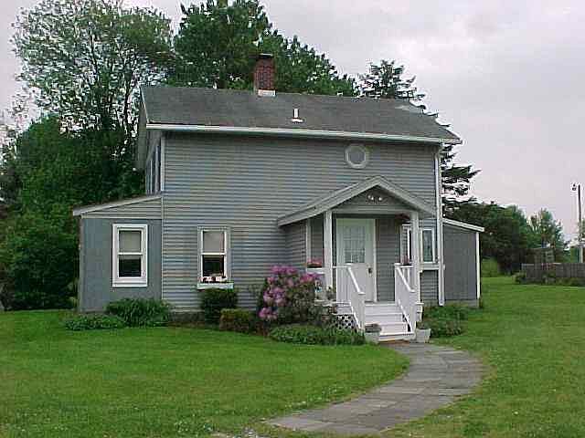 2nd image of 245 TIPPLE Road