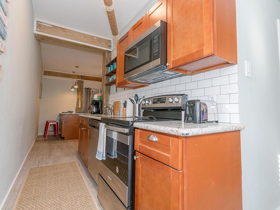 1st image of 4820 Avenue S