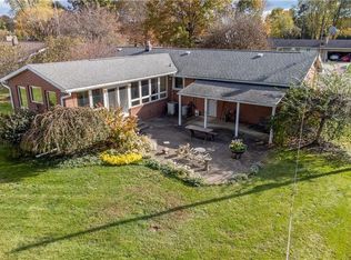 1527 Opal St, Louisville, OH